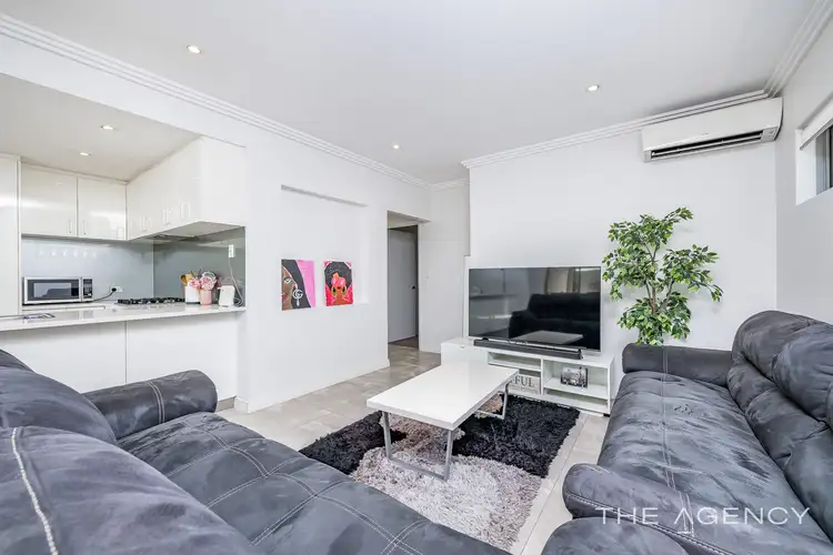 92C Camberwell Road
