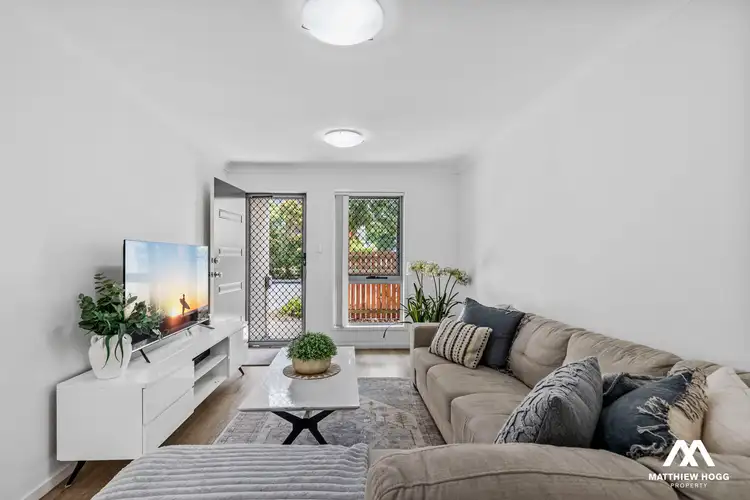 2 Pateman Parade