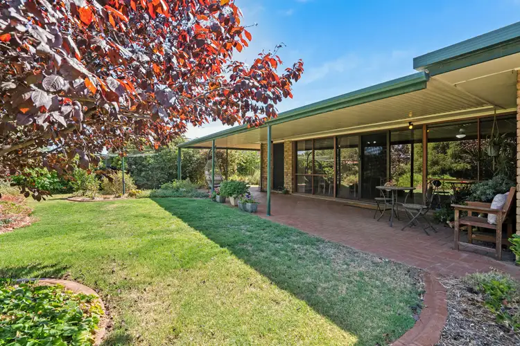 14 Farnsworth Drive