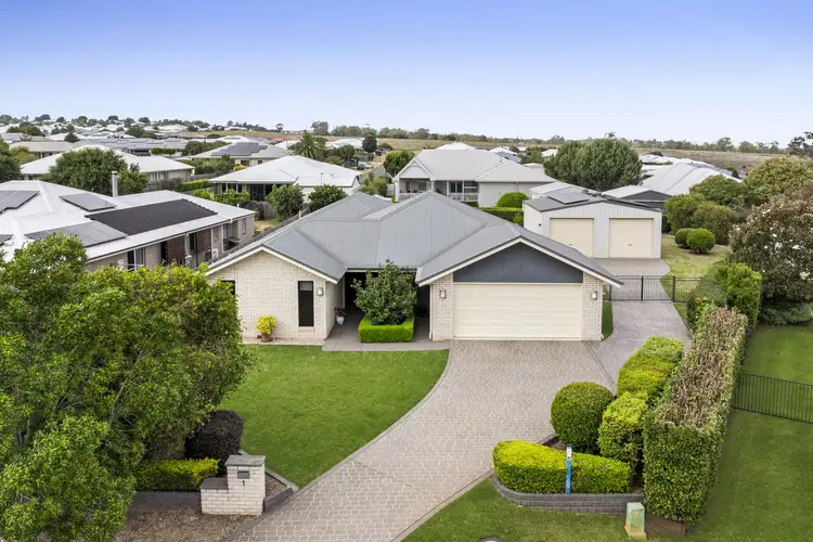 1 Hendra Court