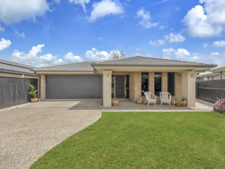 2 Daniell Close