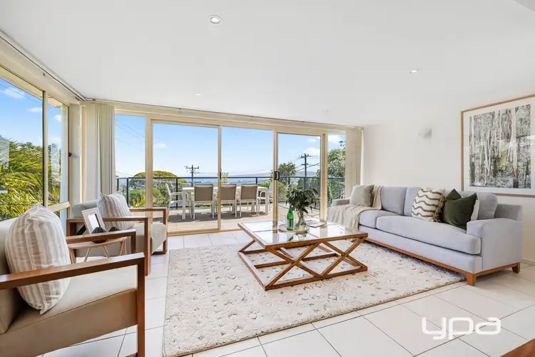 19 Seaview Street