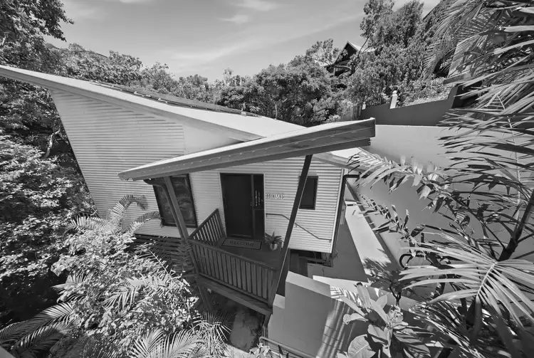 6 Grange Court