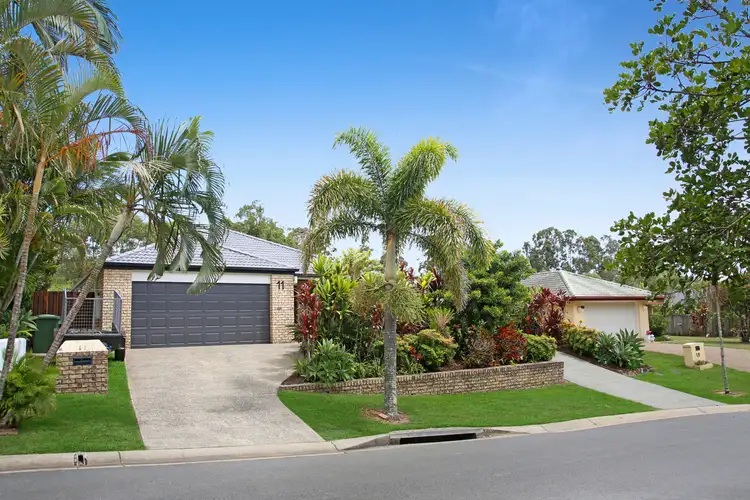 11 Arbury Hill Close