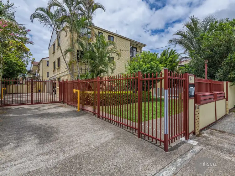 25 Ahern Street