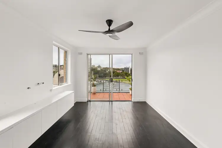 75 Elizabeth Bay Road