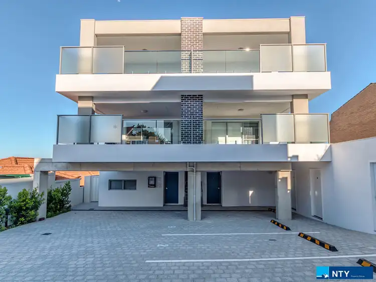 14 Mount Prospect Crescent