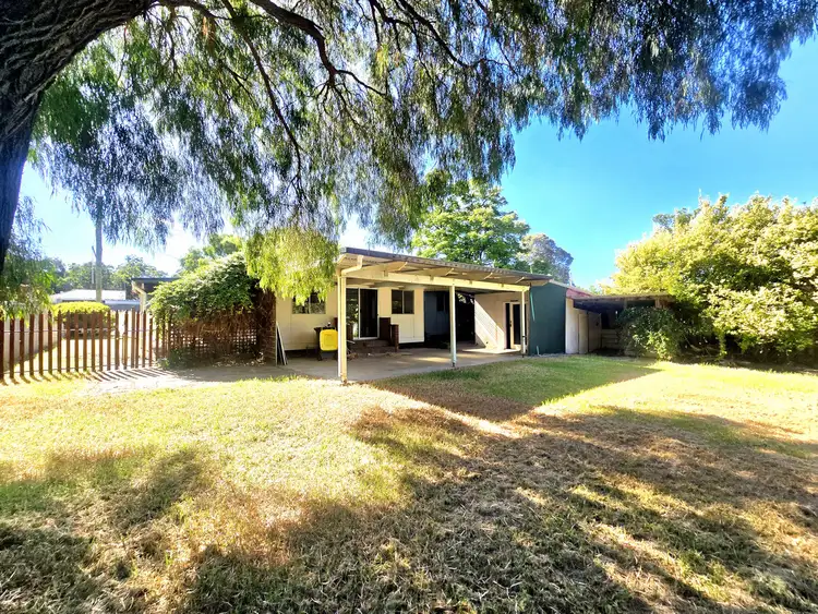 8 Lilley Road