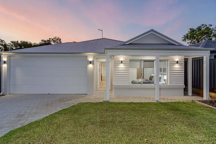 8 Cordroy Way