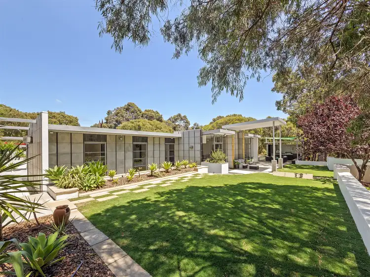 92 Mentelle Road