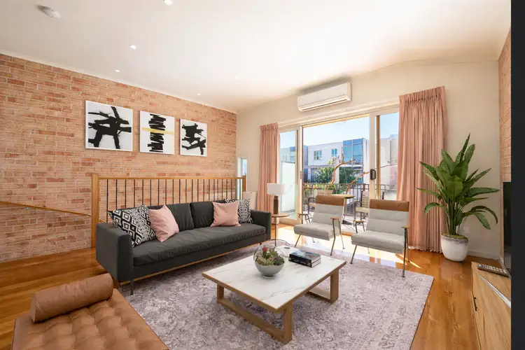 15 Scarborough Place