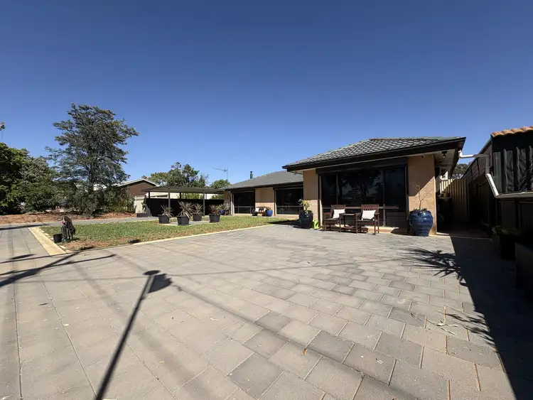 26 SHIRLEY Street