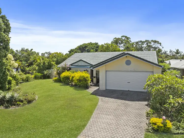 14 Shorehaven Drive