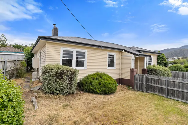 594 Main Road