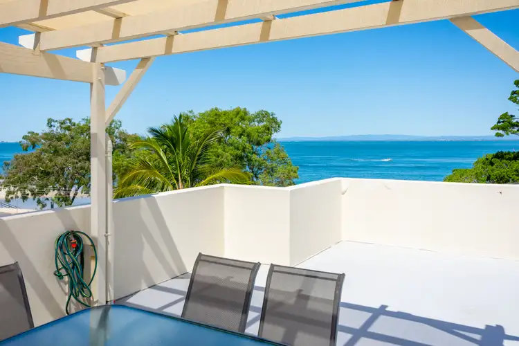 7/27 South Esplanade, Bongaree QLD 4507