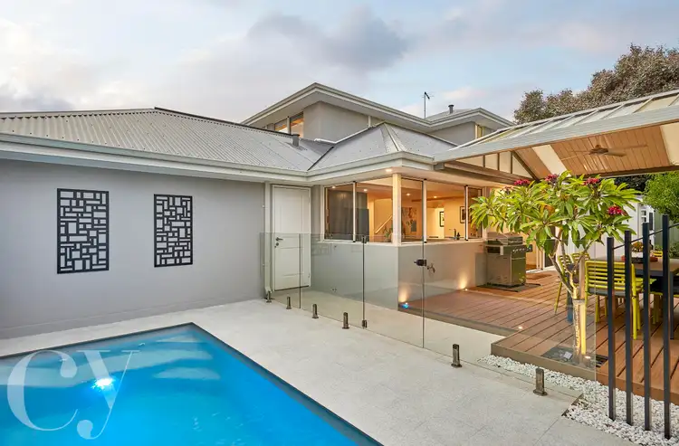 16A Davy Street