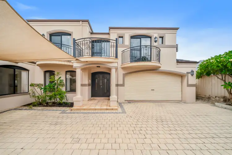 106 Ardross Street
