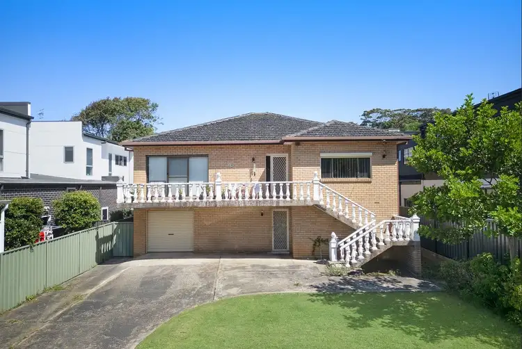 212 Terrigal Drive