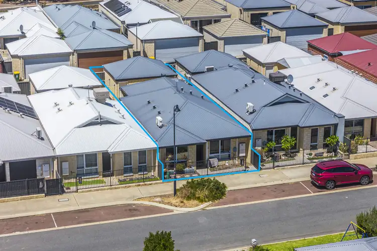 20 Clarendon Circuit