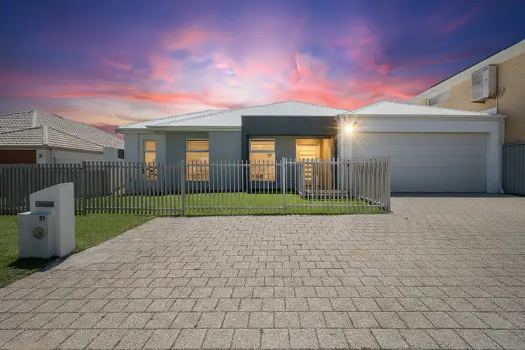 21 Loggerhead Road