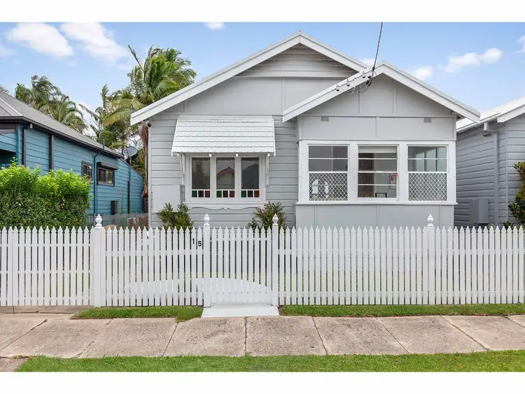 15 Sunderland Street