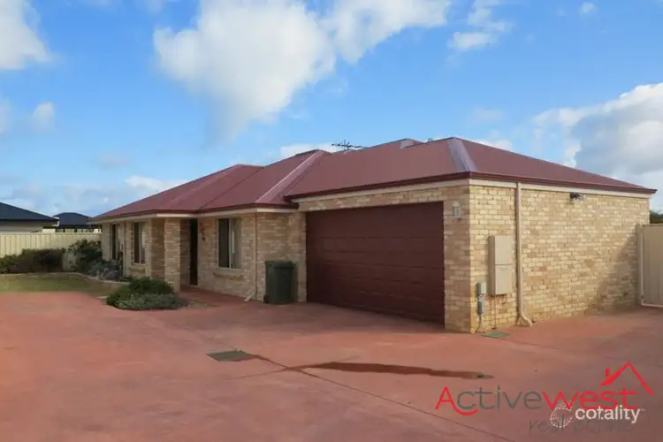 17A Jackson Loop