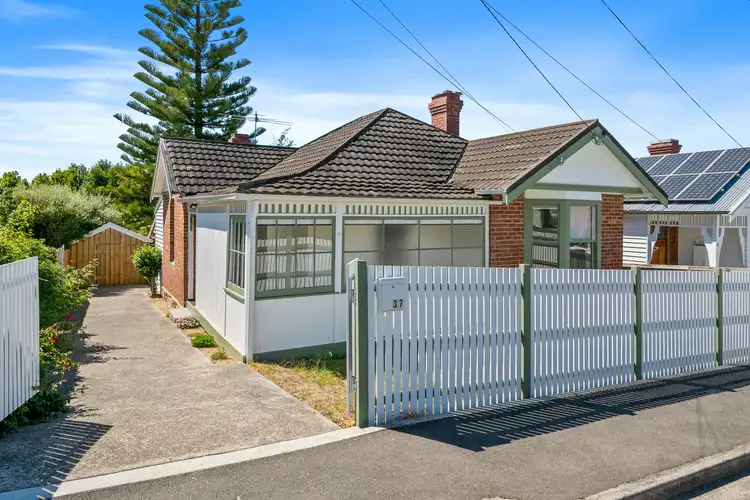 37 Parliament Street