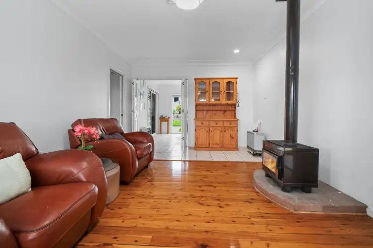 25 Thomas Street