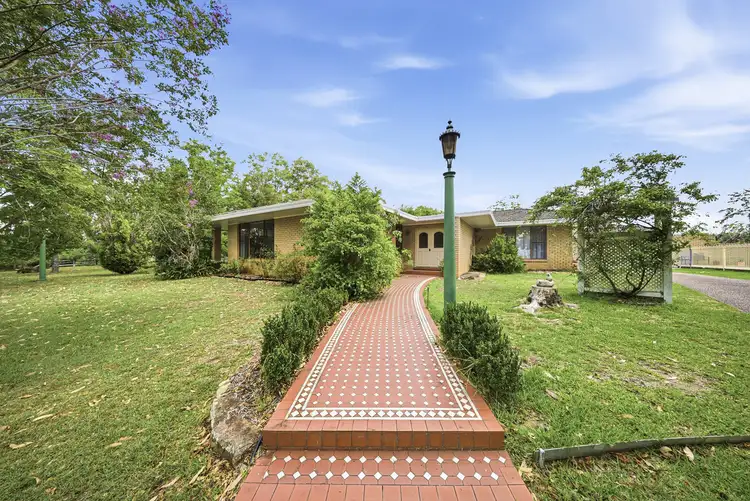 49 Lang Drive