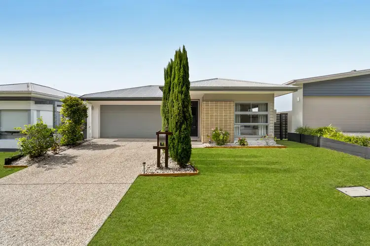 51 Ravenbourne Circuit