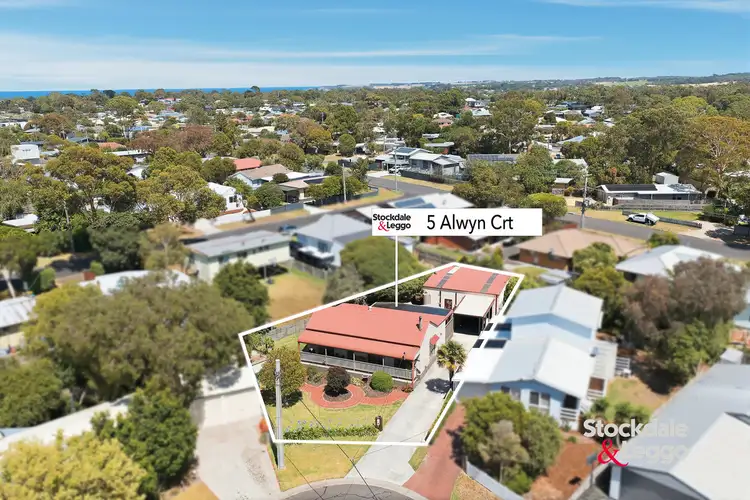 5 Alwyn Court