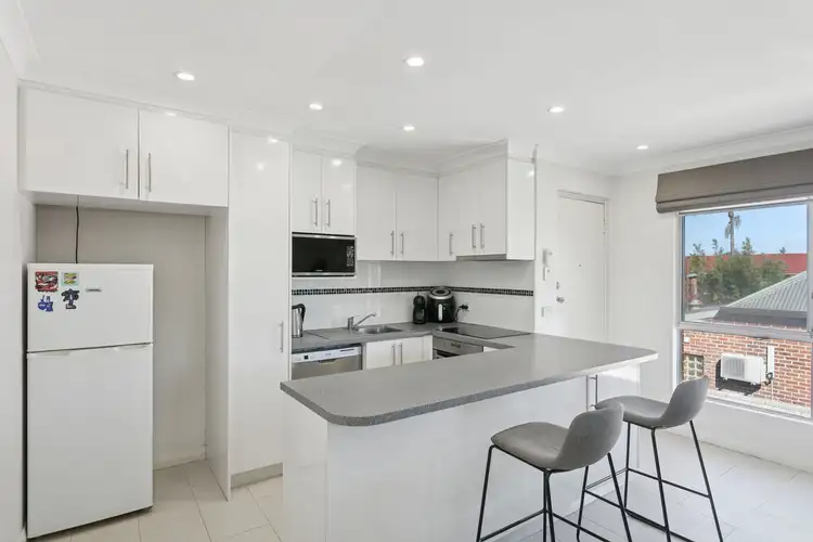 92 Seventh Avenue