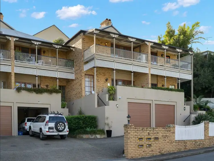 5 View Street