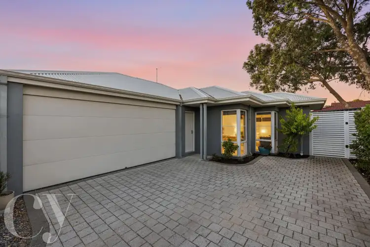 21A Honeysett Court