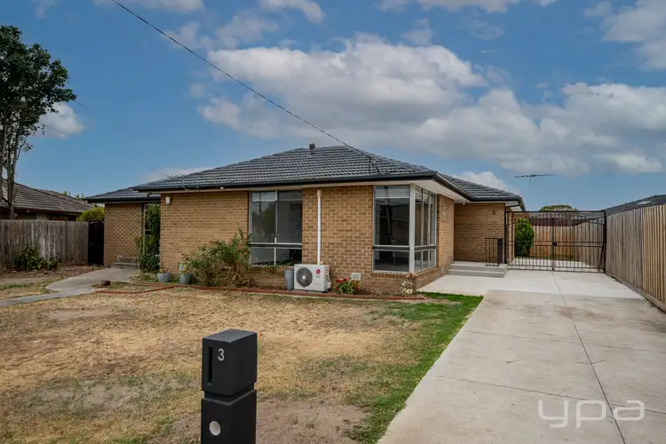 3 Dingley Close