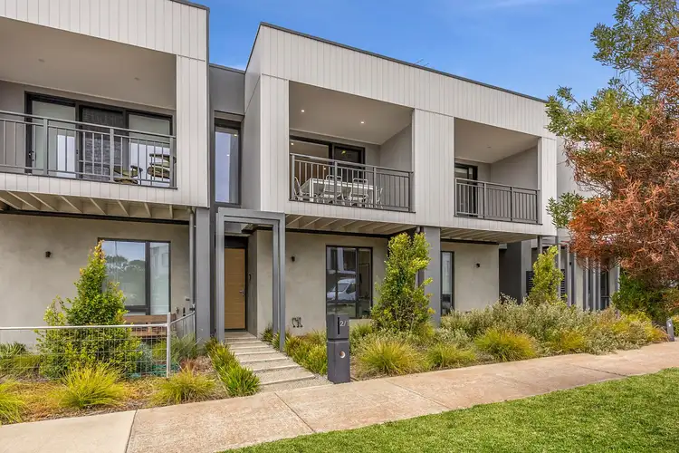 1 Wurrak Crescent