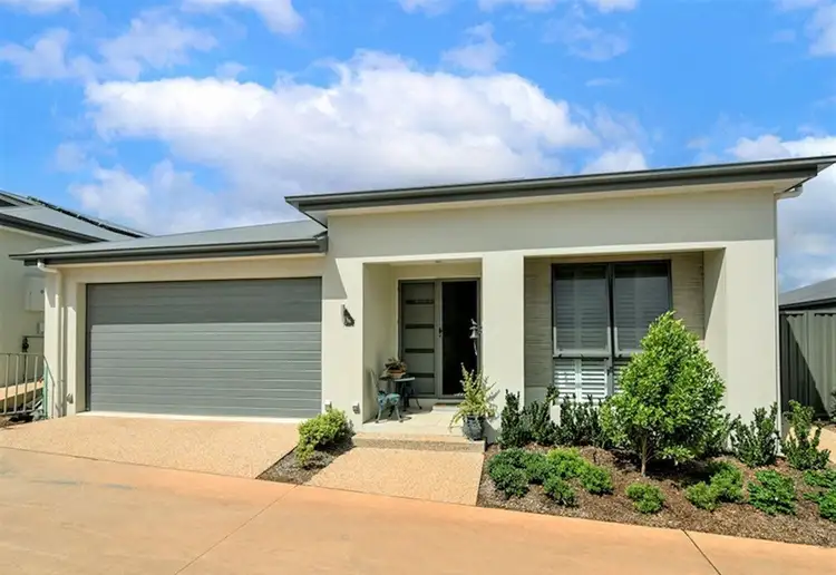 75 Highgrove Drive