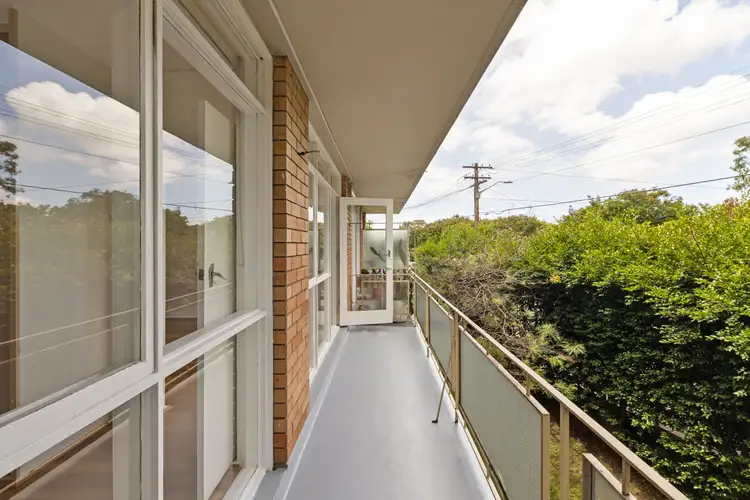 379a New Canterbury Road