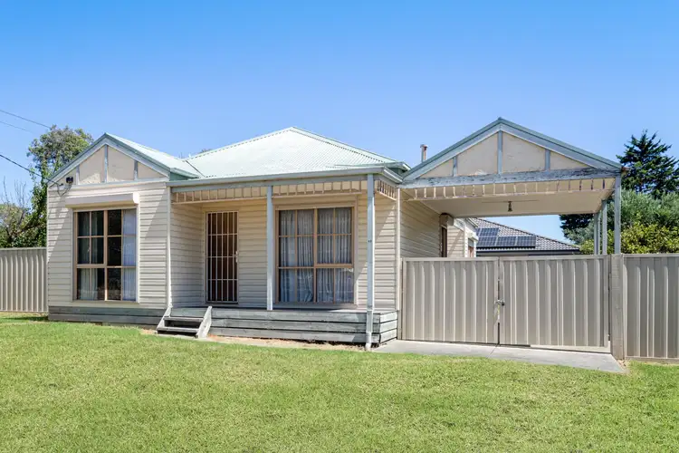 48 Rosalie Avenue