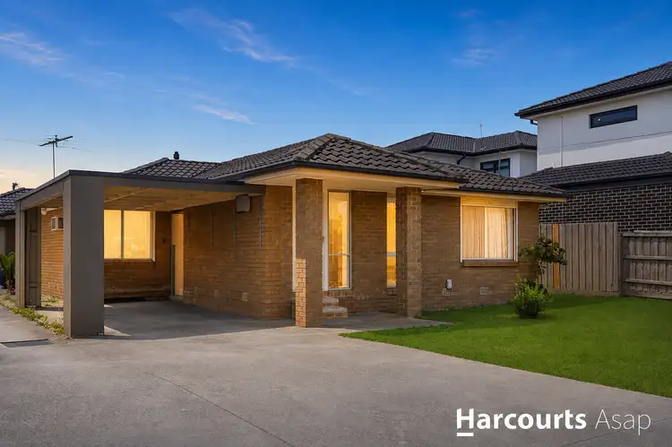 4 Redstart Street