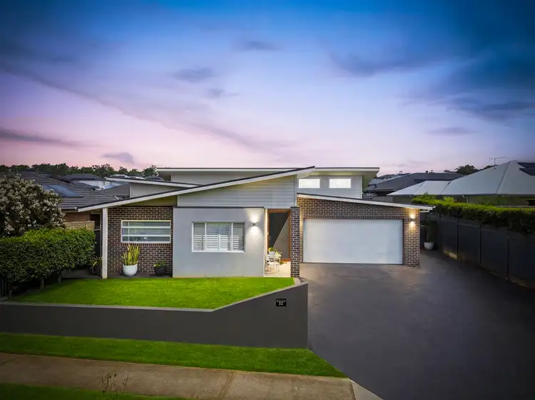 32 Walmsley Crescent
