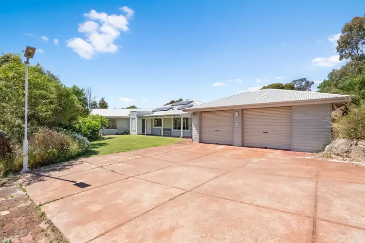 7 Brush Court