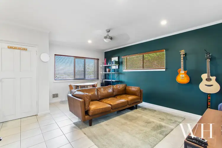 9 Preston Point Road