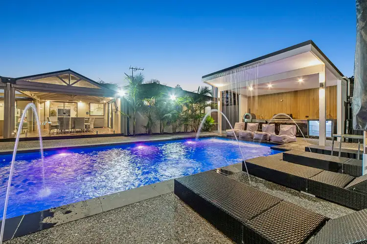 64 Raphael Crescent