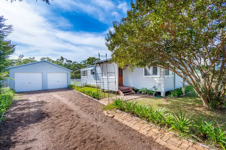 4 Quorrobolong Road