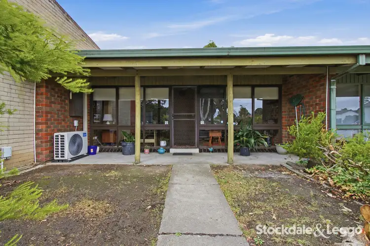 16 Finlayson Crescent