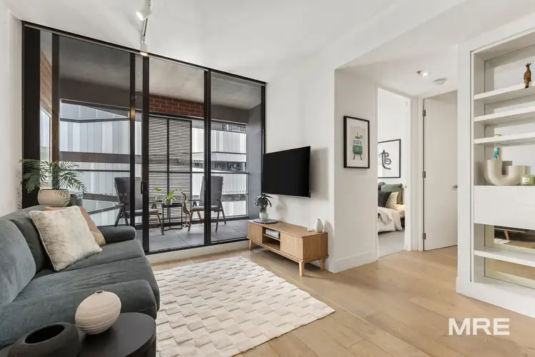 1 Dyer Street