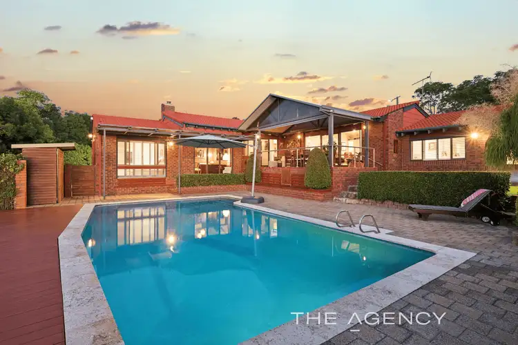 17 High Peak Place