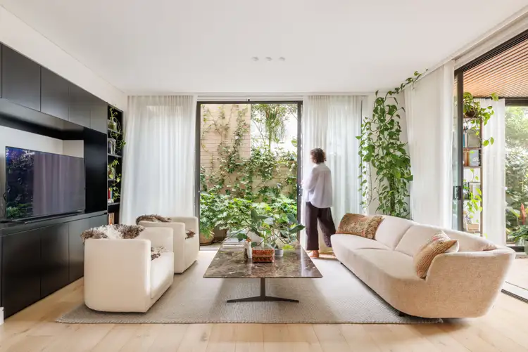 334 Bondi Road (Access also via Edward St)