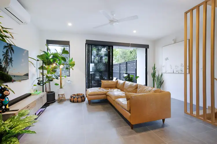9 Ellen Street